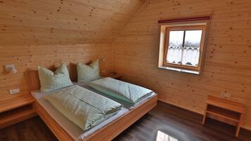 2 Schlafzimmer, Schreibtisch, WLAN, Bettwäsche