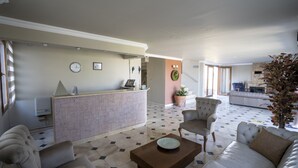 Unclassified image, 4 of 43, button - Ebruli Otel Cunda (Ayvalik)