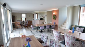Unclassified image, 3 of 43, button - Ebruli Otel Cunda (Ayvalik)