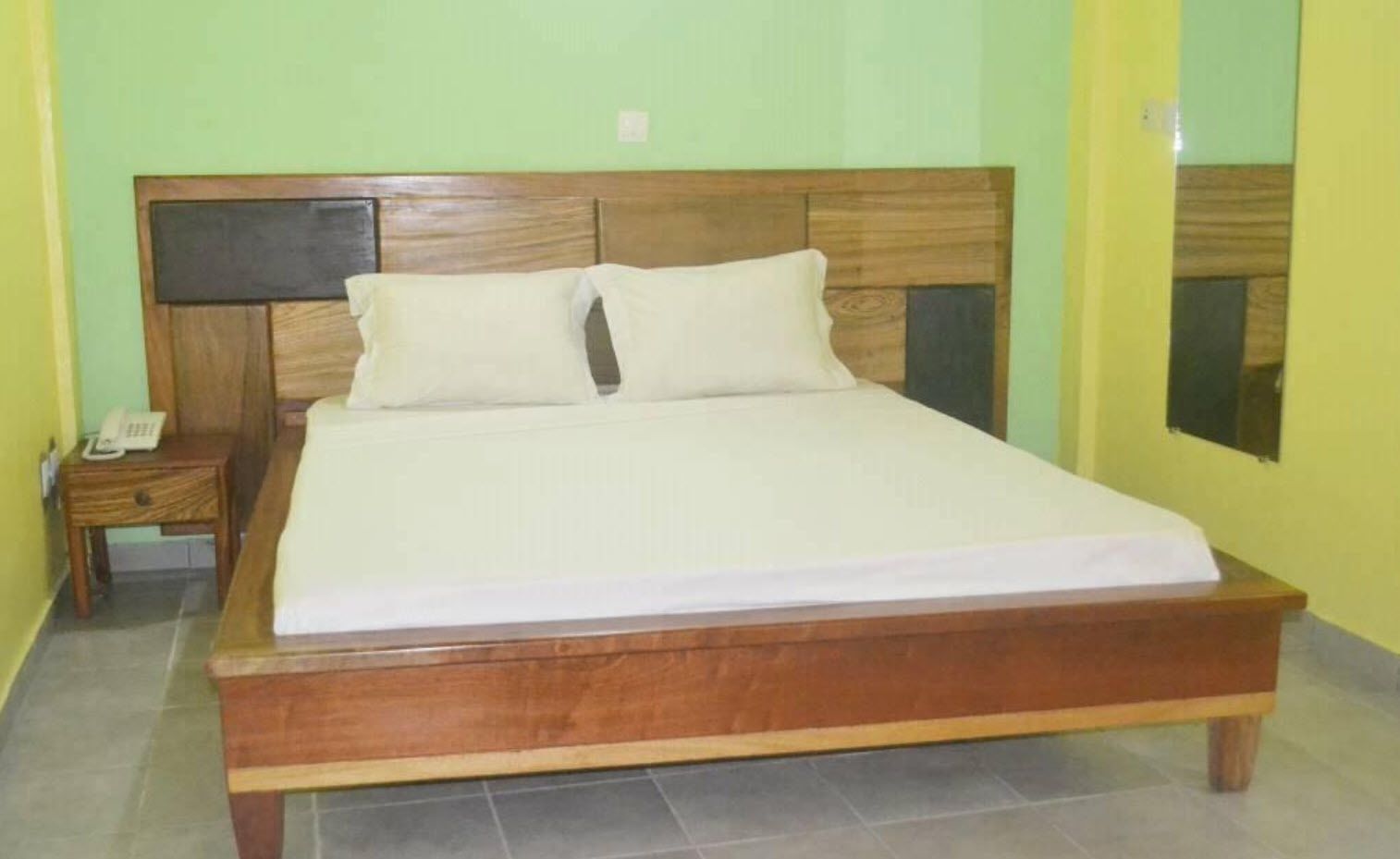 Deluxe Double Room | Desk, blackout curtains, free WiFi, bed sheets