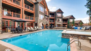 Exterior - Luxury 3 Bedroom Ski in, Ski Out Mountain Vacation Rental Just Steps from the Snowflake Ski Lift (Breckenridge)