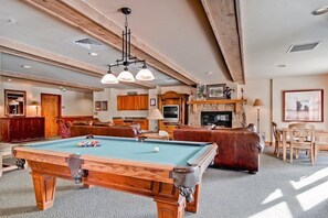 House (2337_Red_Hawk_TownHms) | Game room - 3 Bedroom Colorado Mountain Vacation Rental in River Run Village With Convenient Access to Ski Slopes (Keystone)