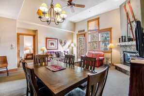 Exterior - 3 Bedroom Colorado Mountain Vacation Rental in River Run Village With Convenient Access to Ski Slopes (Keystone)