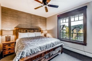 Huis (Breck_Water_House_6309) | 1 slaapkamer, een strijkplank/strijkijzer, gratis wifi, beddengoed