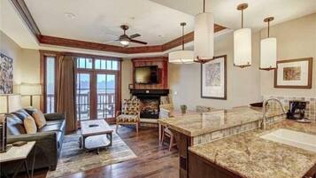 Condo (Breck_One_Ski_Hill_1) | Exterior