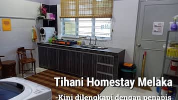 Fridge, coffee/tea maker, electric kettle, cookware/dishes/utensils
