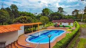 3 outdoor pools - Hotel Campestre Pueblo Bello (Armenia)