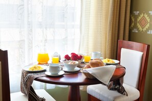 In-room dining - Chaski Hotel (Cusco)