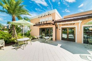 Restaurant - Solara Resort Homes and Townhomes (Kissimmee)