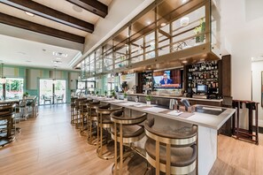 Bar (en la propiedad)
