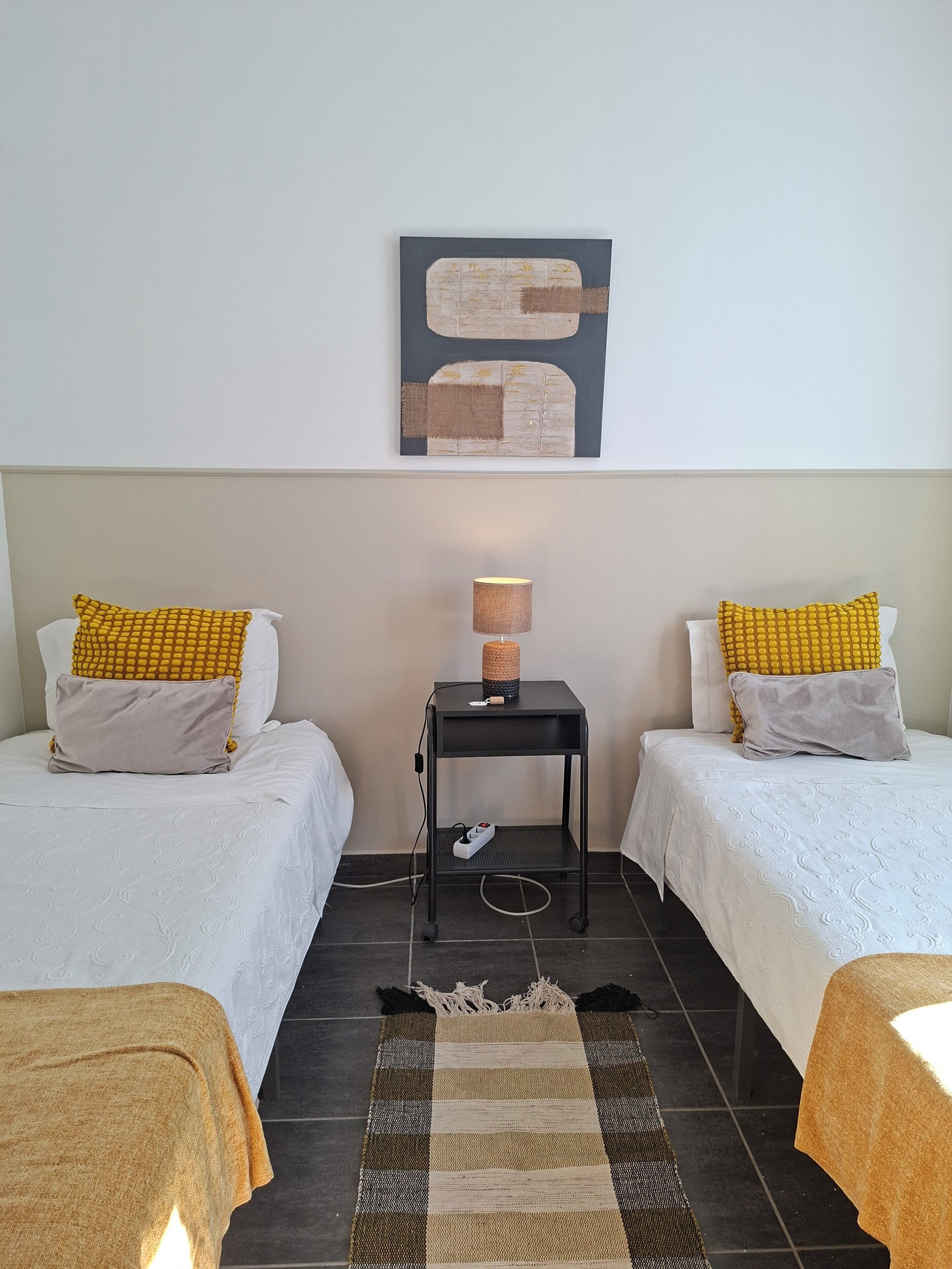 Standard-Zweibettzimmer, Gemeinschaftsbad | 1 Schlafzimmer, kostenloses WLAN, Bettwäsche