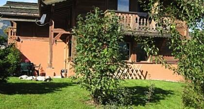 *** CHAMONIX / LesHouches *** CHALET für Selbstversorger * 7max ** LOG Fire / views ***