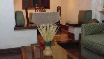 TV de tela plana 16 polegadas com canais a cabo, TV