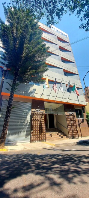 Fachada da propriedade