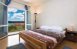 2 habitaciones, wifi gratis y ropa de cama 