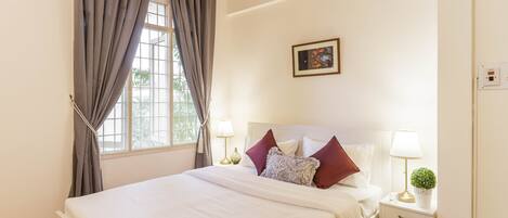 2 chambres, fer et planche à repasser, Wi-Fi, draps fournis