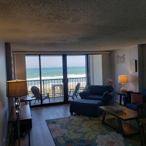 Smart TV, ping pong - Oceanfront condo with amazing sunset views 2 bdrm 2 bath condo (Wrightsville Beach)