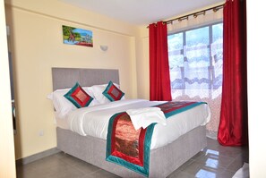 高級公寓, 2 張加大雙人床, 城市景觀 | 高級寢具、Tempur-Pedic 床墊、獨特裝潢、布置獨特