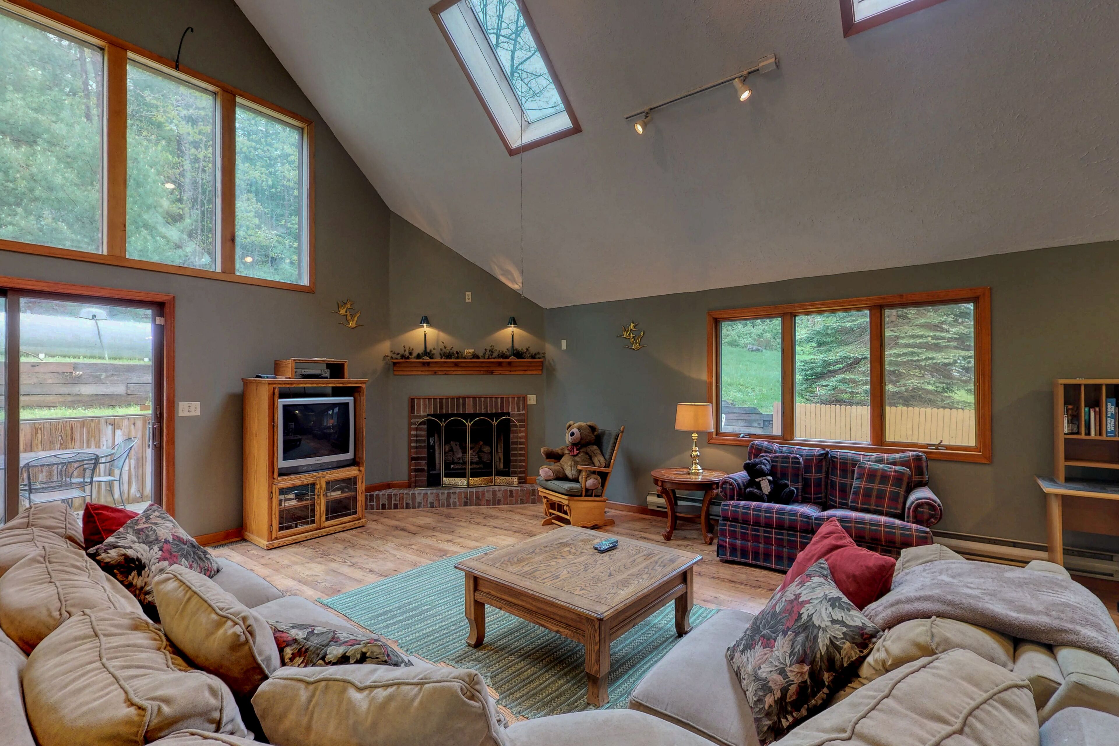 Welcoming Deep Creek house near skiing with foosball table, fireplace, & grill