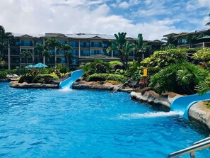 A heated pool - Family Oasis at Waipouli! Our Getaway Incudes: Beach, Pool Resort and Fun! (Kapaʻa)