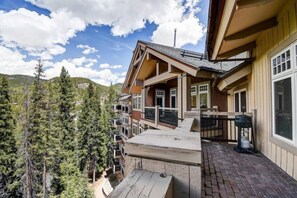 Condo (300-4_Lone_Eagle) | Exterior