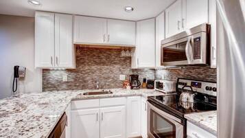 Condo (Breck_Village_4) | Private kitchen | Fridge