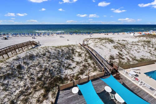Beach Front Condo w/Private Balcony | Spectacular Views of Gulf of Mexico | My Beach Getaways