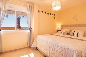 2 Schlafzimmer, Bügeleisen/Bügelbrett, kostenloses WLAN