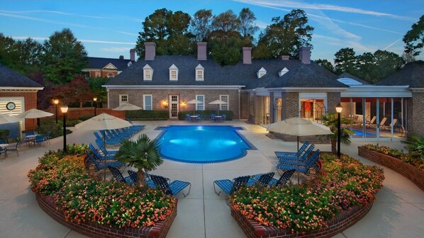 Indoor pool, outdoor pool