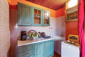 Microwave, stovetop