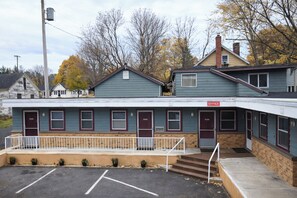 Front of property - Economy Inn Cadillac MI by Hotel O (Cadillac)