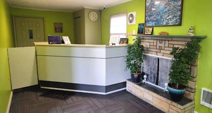 Economy Inn Cadillac MI by Hotel O