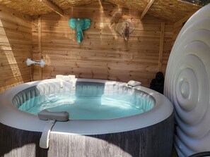 Enceinte de lâhĂ©bergement