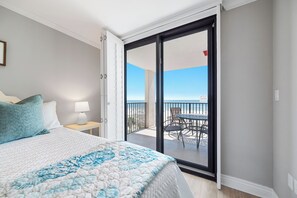 2 عدّة غرف نوم ومكواة/لوح كي وواي فاي وملاءات أسرّة