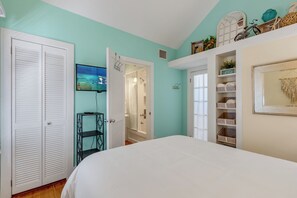 2 chambres, fer et planche à repasser, Wi-Fi gratuit, draps fournis