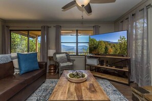 TV, fireplace, offices - Stunning Views Of Mt. LeConte/Near DwTn Gatlinburg (Gatlinburg)