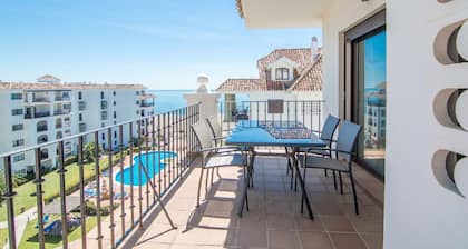 Marina Duquesa Beach 2066