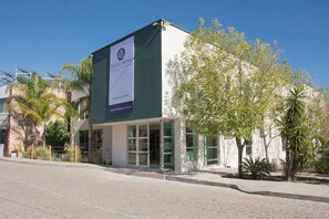 Front of property - Hotel Siena (Penjamo)