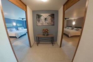 40-inch Smart TV with satellite channels, TV - Hotel Siena (Penjamo)