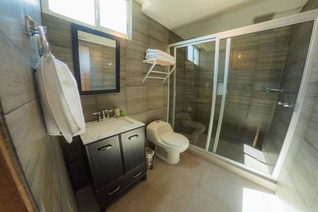 Shower, free toiletries, hair dryer, towels