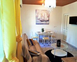 TV - Forest Apartment in center; old part of Split town (Split)