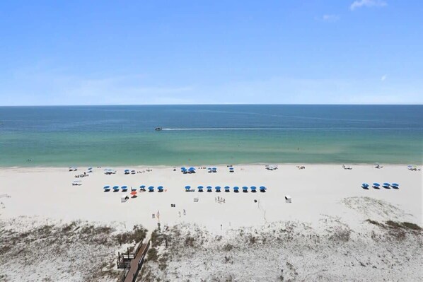 On the beach - Coastal Comfort & Breathtaking Views • 1008 (Orange Beach)
