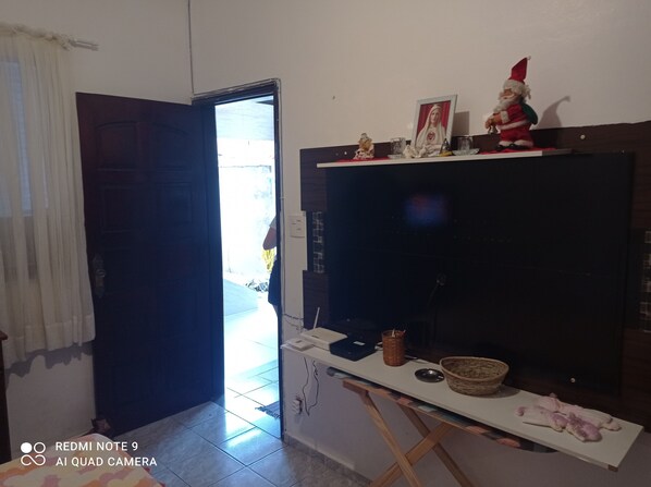 1 makuuhuone, silitysrauta/-lauta, Wi-Fi, vuodevaatteet