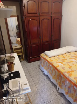 1 makuuhuone, silitysrauta/-lauta, Wi-Fi, vuodevaatteet