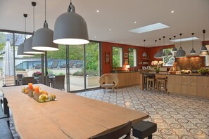 Dining - Room SONATE DRC (Les Mesneux)