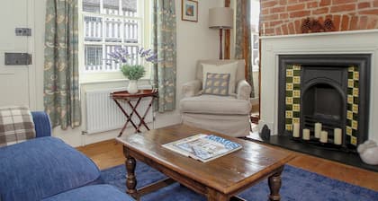 3 huoneen majoitus Hollingbournessa