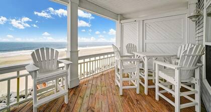 Dolphin Watch: Oceanfront! 5BR / 3. 5BA, direkter Zugang zum Strand, Carolina Beach