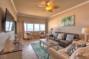 Smart TV, DVD player, books