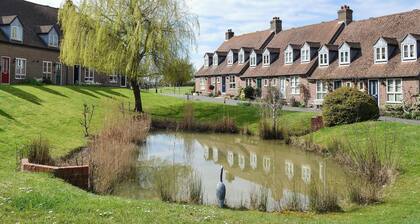 2 bedroom accommodation in Binfield, near Newport