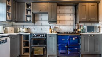 Opvaskemaskine, højstol